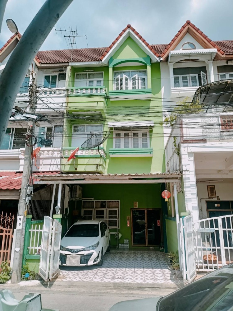 ทาวน์โฮม ลาดพร้าว 101 / 3 ห้องนอน (ขาย), Townhome Ladprao 101 / 3 Bedrooms (FOR SALE) RUK810