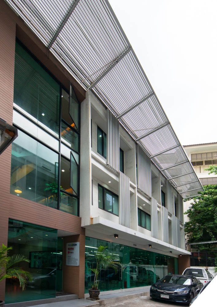 อาคารพาณิชย์ BTS เอกมัย / 4 คูหา (ขาย), Commercial Building BTS Ekamai / 4 Units (SALE) PALM800