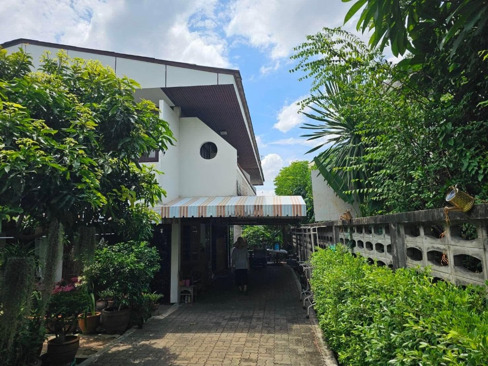 บ้านพร้อมที่ดิน ซ.งามวงศ์วาน 19 / 5 ห้องนอน (ขาย), House Soi Ngamwongwan 19 / 5 Bedrooms (SALE) FAH098