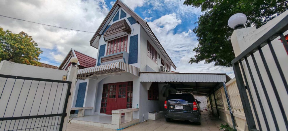 หมู่บ้านประชาชื่น ซอยสามัคคี 63 / 3 ห้องนอน (ขาย), Prachachuen Village Soi Samakkhi 63 / 3 Bedrooms (SALE) FAH154