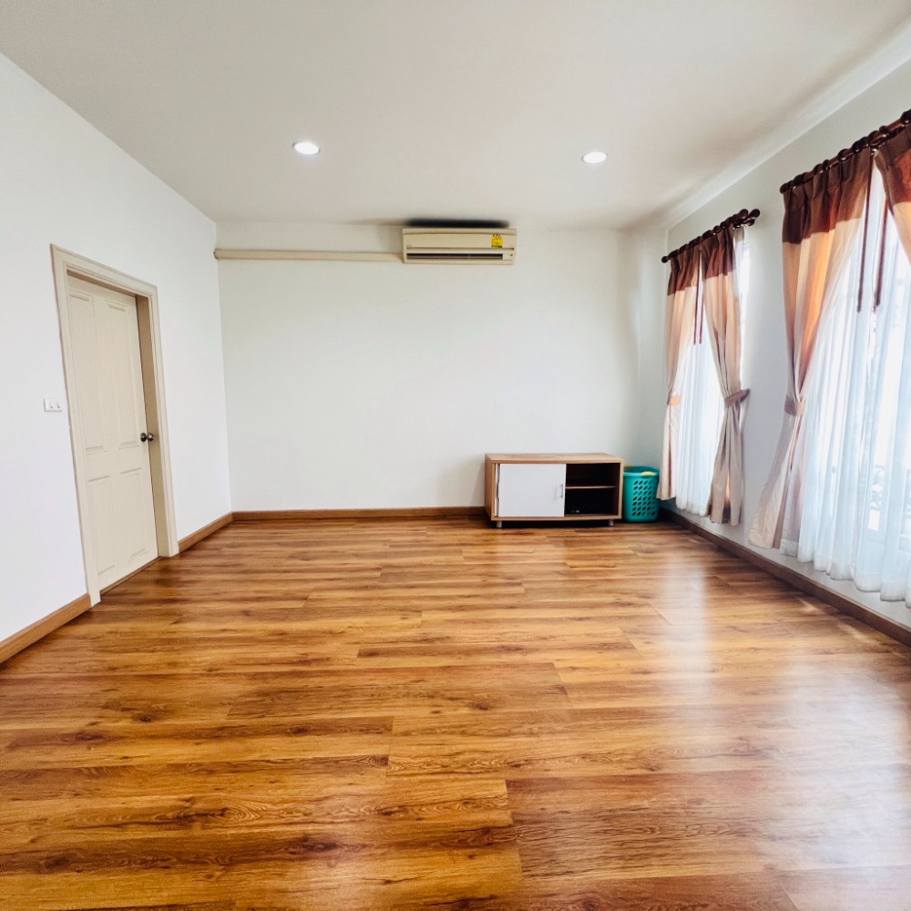 บ้านกลางเมือง มอนติ - คาร์โล / 3 ห้องนอน (ขาย), Baan Klang Muang Monte - Carlo / 3 Bedrooms (SALE) FAH160