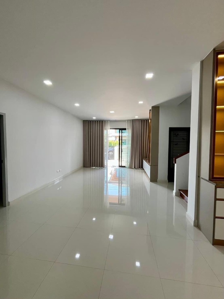 บ้านภูมิชนก พุทธมณฑลสาย 4 / 4 ห้องนอน (ขาย), Baan Phumchanok Phutthamonthon Sai 4 / 4 Bedrooms (SALE) CREAM1164