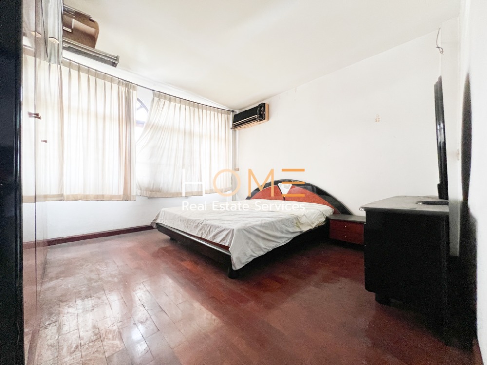 อาคารพาณิชย์ ซอยอ่อนนุช 10 / 3 คูหา (ขาย), Commercial Building Soi On Nut 10 / 3 Units (SALE) PUY423