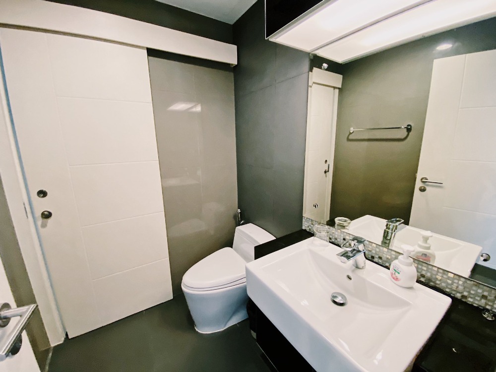 The Crest Sukhumvit 34 / 1 Bedroom (SALE WITH TENANT), เดอะ เครสท์ สุขุมวิท 34 / 1 ห้องนอน (ขายพร้อมผู้เช่า) HL691