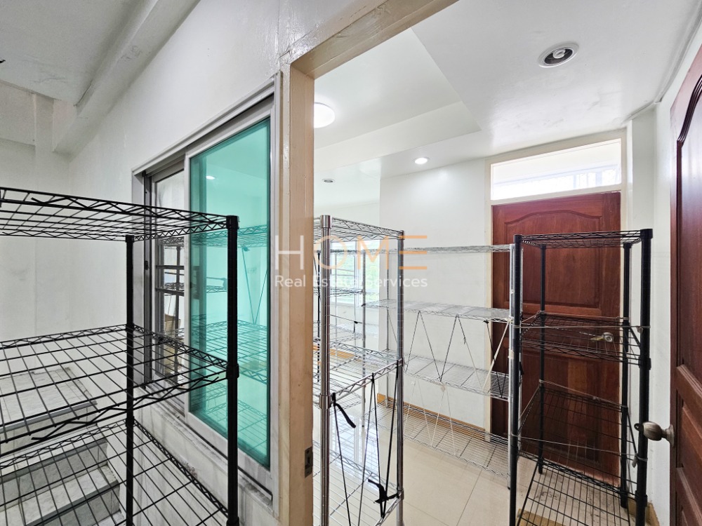 อาคารพาณิชย์ คู้บอน 15 / 4 ชั้น (ขาย), Commercial Building Kubon 15 / 4 Storey (FOR SALE) TAN680