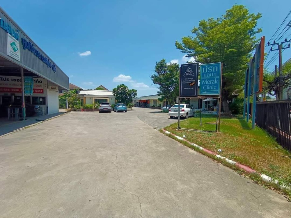 ที่ดินติดถนนติวานนท์ แยกแคราย / (ขาย), Land next to Tiwanon Road Yak Khae Rai / (SALE) STONE854