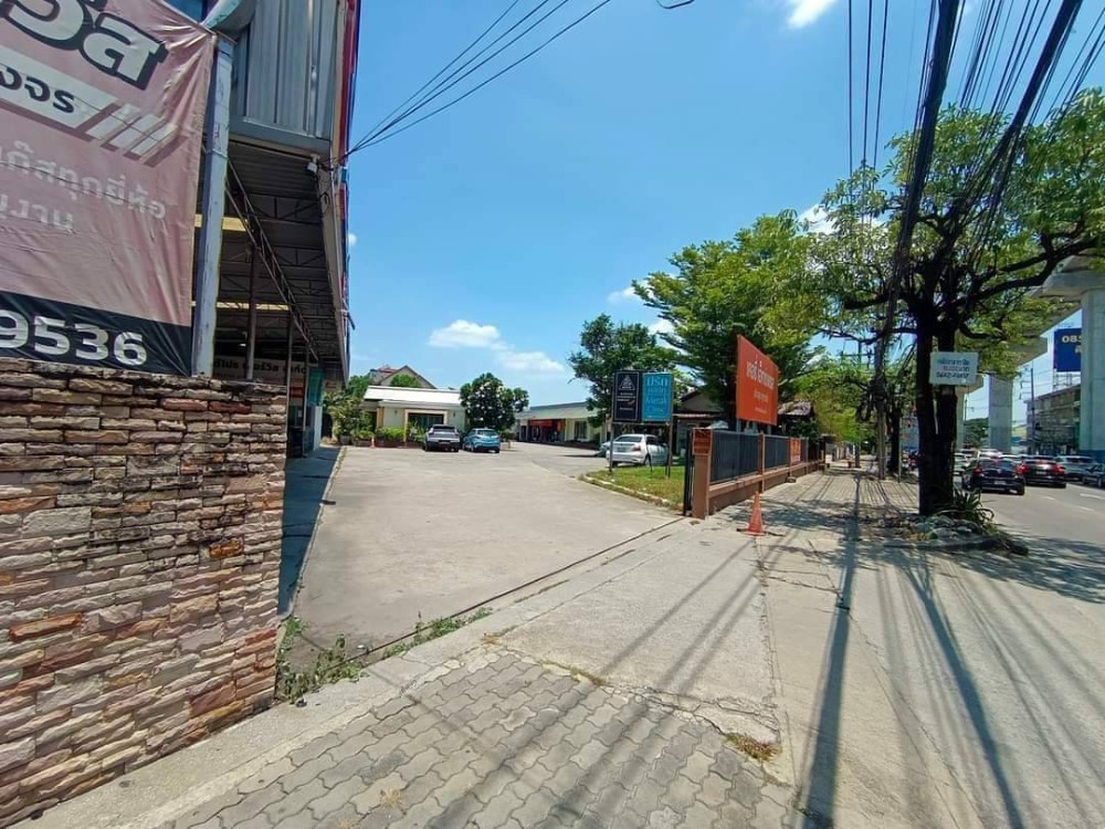 ที่ดินติดถนนติวานนท์ แยกแคราย / (ขาย), Land next to Tiwanon Road Yak Khae Rai / (SALE) STONE854