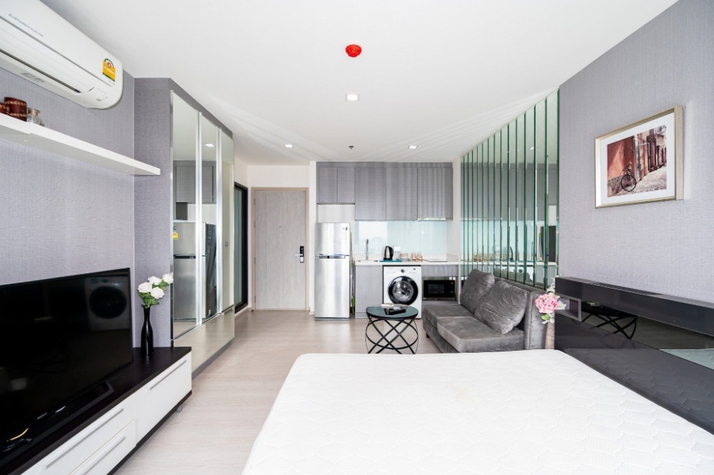 Rhythm Sukhumvit 36 - 38 / Studio (SALE WITH TENANT), ริทึ่ม สุขุมวิท 36 - 38 / ห้องสตูดิโอ (ขายพร้อมผู้เช่า) HL725