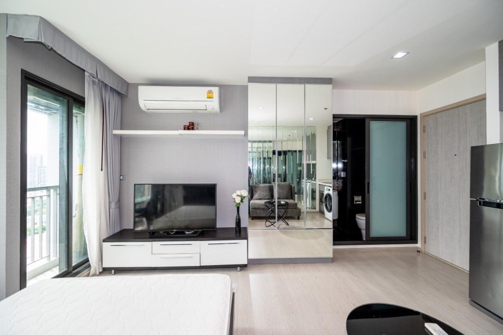 Rhythm Sukhumvit 36 - 38 / Studio (SALE WITH TENANT), ริทึ่ม สุขุมวิท 36 - 38 / ห้องสตูดิโอ (ขายพร้อมผู้เช่า) HL725