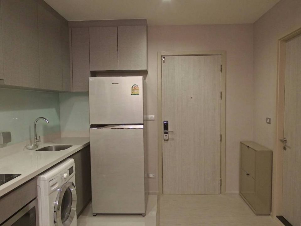 Rhythm Sukhumvit 36 - 38 / 1 Bedroom (SALE WITH TENANT), ริทึ่ม สุขุมวิท 36 - 38 / 1 ห้องนอน (ขายพร้อมผู้เช่า) HL717