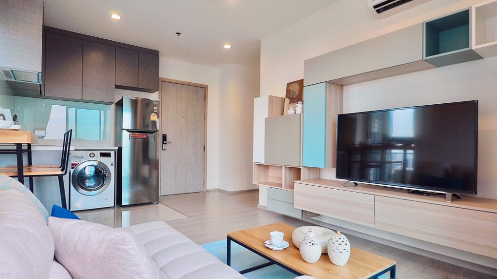 Rhythm Sukhumvit 36 - 38 / 1 Bedroom (SALE WITH TENANT), ริทึ่ม สุขุมวิท 36 - 38 / 1 ห้องนอน (ขายพร้อมผู้เช่า) HL711