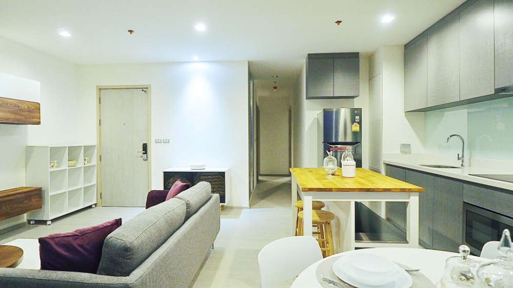 Rhythm Sukhumvit 36 - 38 / 2 Bedrooms (SALE WITH TENANT), ริทึ่ม สุขุมวิท 36 - 38 / 2 ห้องนอน (ขายพร้อมผู้เช่า) HL708