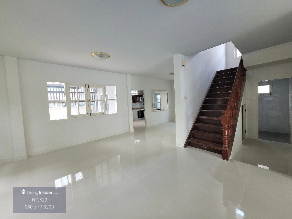 หมู่บ้าน สวนดอกไม้ / 4 ห้องนอน (ขาย), Suandokmai Village / 4 Bedrooms (SALE) CREAM1175