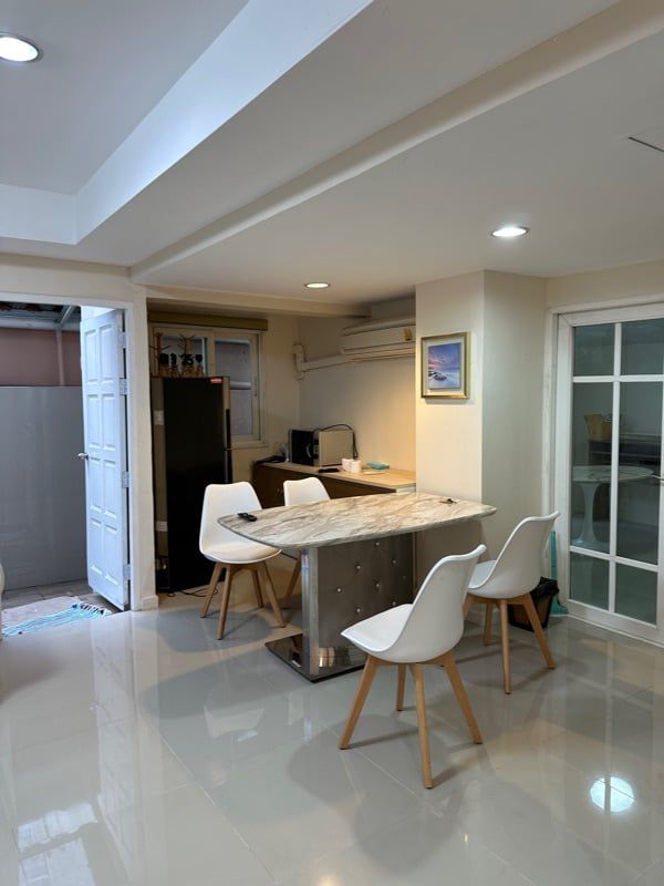 ทาวน์โฮม บุษราคัม เพลส / 5 ห้องนอน (ขาย), Bussarakam Place / Townhome 5 Bedrooms (FOR SALE) MEAW528