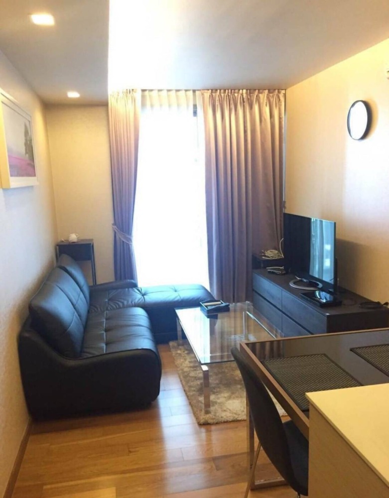 Via BOTANI / 1 Bedroom (SALE WITH TENANT), เวีย โบทานี / 1 ห้องนอน (ขายพร้อมผู้เช่า) HL899