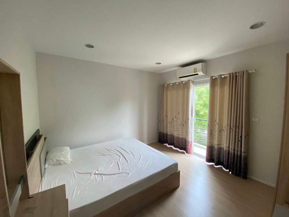 ทาวน์โฮม บ้านกลางเมือง สุขุมวิท 77 / 3 ห้องนอน (ขาย), Baan Klang Muang Sukhumvit 77 / Townhome 3 Bedrooms (FOR SALE) TIK527