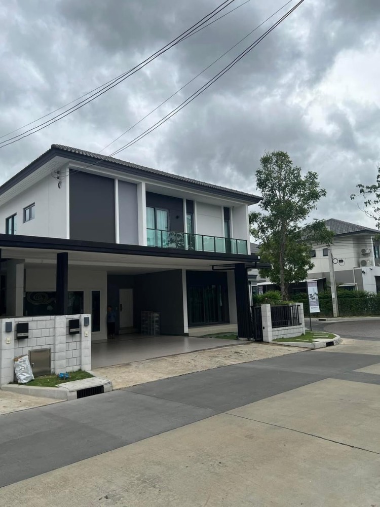 เซนโทร ราชพฤกษ์ - สวนผัก 3 / 4 ห้องนอน (ขาย), Centro Ratchapruek - Suanpak 3 / 4 Bedrooms (SALE) Q172