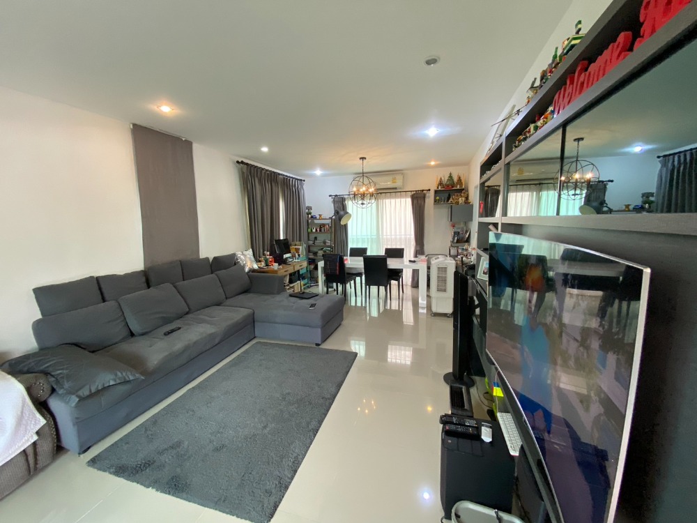 บ้านแฝด คาซ่า วิลล์ วัชรพล - เพิ่มสิน / 3 ห้องนอน (ขาย), Casa Ville Watcharapol - Permsin / Semi-Detached House 3 Bedrooms (FOR SALE) FEW023