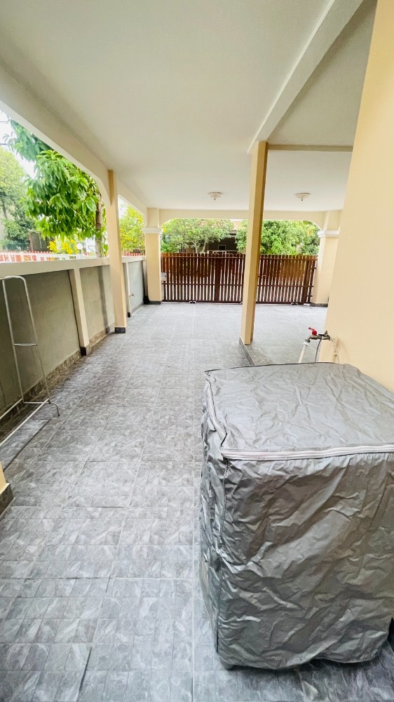 บ้านเดี่ยว ลลิล วัชรพล - สุขาภิบาล 5 / 4 ห้องนอน (ให้เช่า), Lalin Watcharapol - Sukhapiban 5 / Detached House 4 Bedrooms (FOR RENT) FEW070