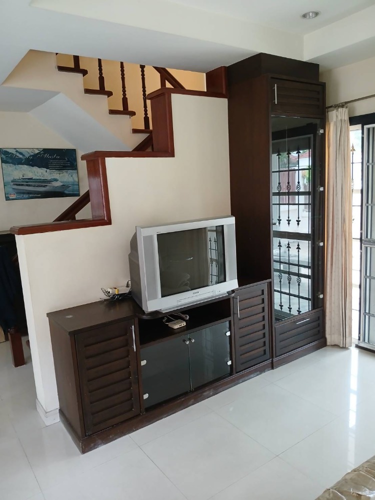 บ้านเดี่ยว วราภิรมย์ วัชรพล / 3 ห้องนอน (ขาย), Warapirom Watcharapol / Detached House 3 Bedrooms (FOR SALE) FEW071