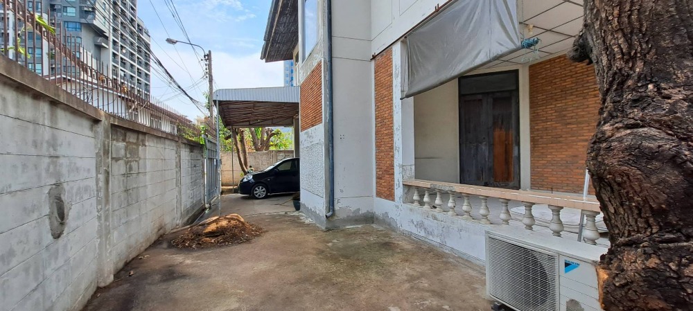 บ้านพร้อมที่ดิน อินทามระ 24 / 3 ห้องนอน (ขาย), House with Land Inthamara 24 / 3 Bedrooms (FOR SALE) NUB616