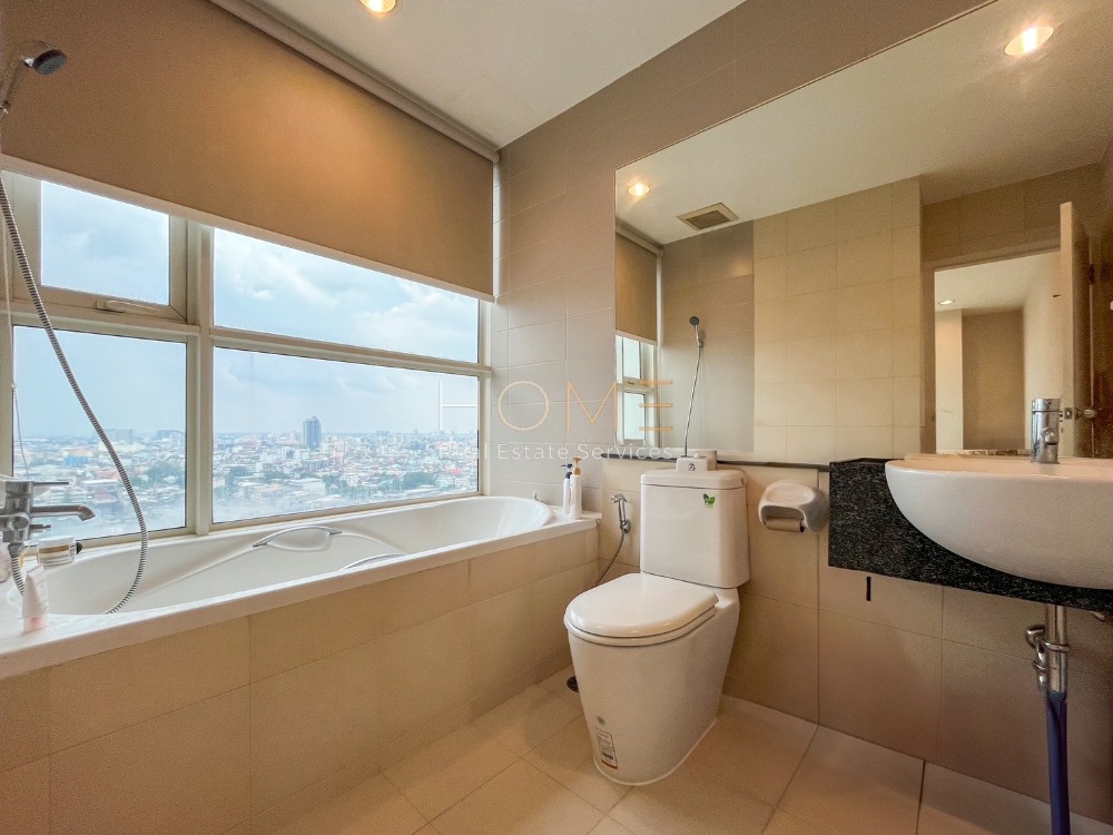 คอนโดใกล้ Iconsiam ราคาไม่ถึง 6 ล้าน ✨ The Light House Sathorn - Chareonnakorn / 2 Bedrooms (SALE), เดอะ ไลท์เฮ้าส์ สาทร - เจริญนคร / 2 ห้องนอน (ขาย) NUT1094