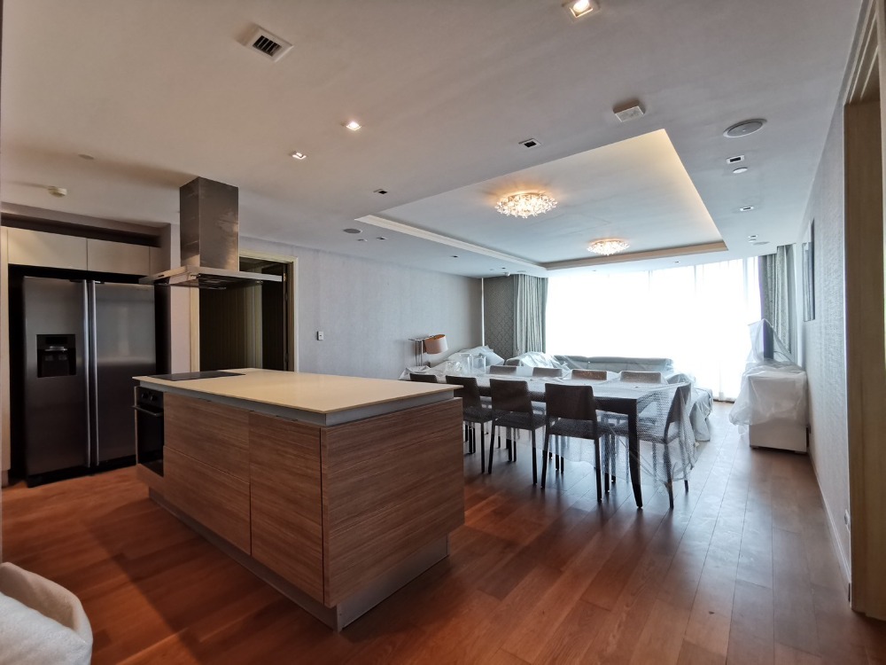 Le Monaco Residence Ari / 4 Bedrooms (FOR SALE), เลอ โมนาโค เรสซิเด้นท์ อารีย์ / 4 ห้องนอน (ขาย) PLOYW516