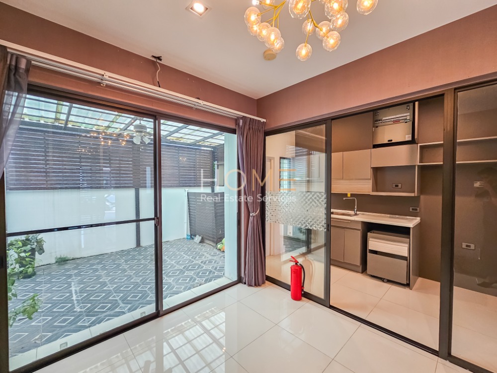 ทาวน์โฮม แลนด์มาร์ค เอกมัย - รามอินทรา / 4 ห้องนอน (ขาย), Landmark Ekamai - Ramindra / Townhome 4 Bedrooms (FOR SALE) TAN509