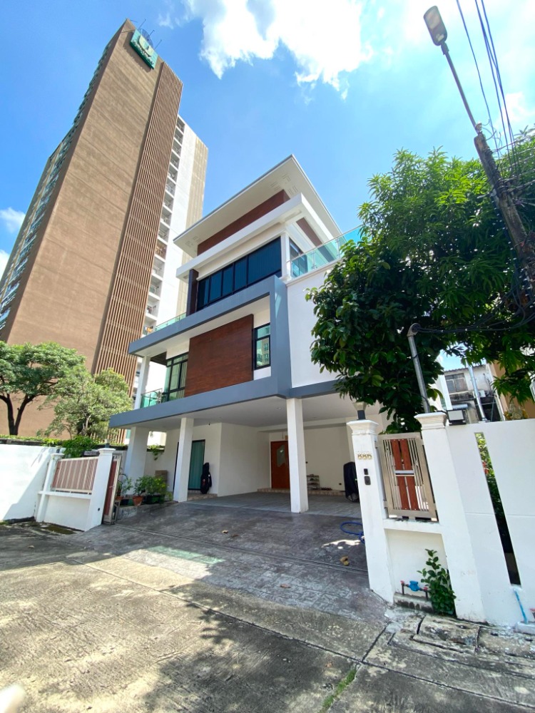 บ้านเดี่ยว ประชาอุทิศ ซอย 9 / 3 ห้องนอน (ขาย), Detached House Pracha Uthit Soi 9 / 3 Bedrooms (FOR SALE) NUB690