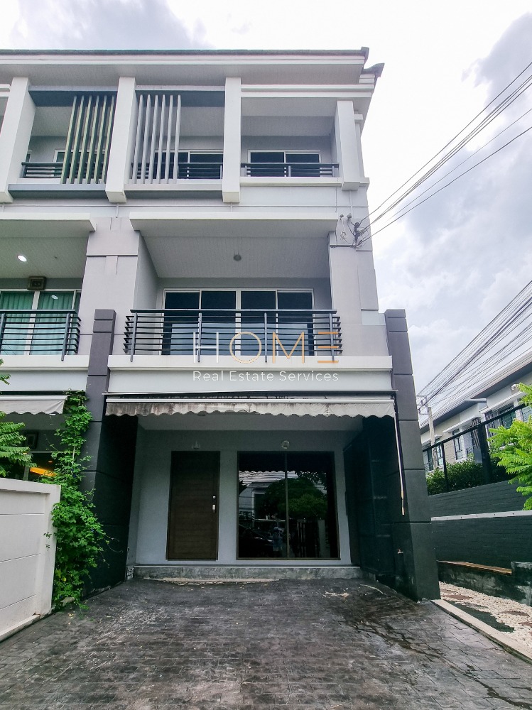 ทาวน์โฮม บ้านกลางเมือง พระราม 9 - รามคำแหง / 3 ห้องนอน (ขาย), Baan Klang Muang Rama 9 - Ramkhmahaeng / Townhome 3 Bedrooms (FOR SALE) JANG238