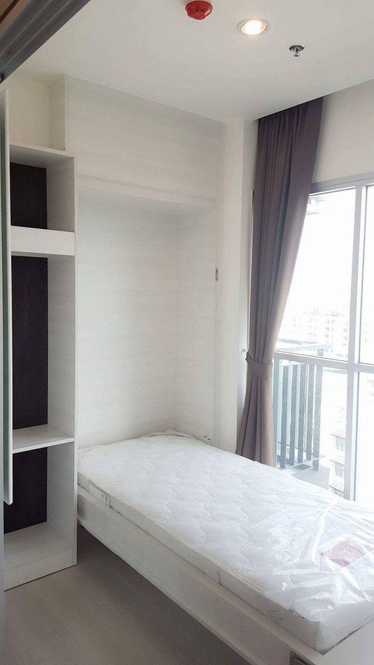 Life Ratchadapisek / 2 Bedrooms (SALE WITH TENANT), ไลฟ์ รัชดาภิเษก / 2 ห้องนอน (ขายพร้อมผู้เช่า) LIL244