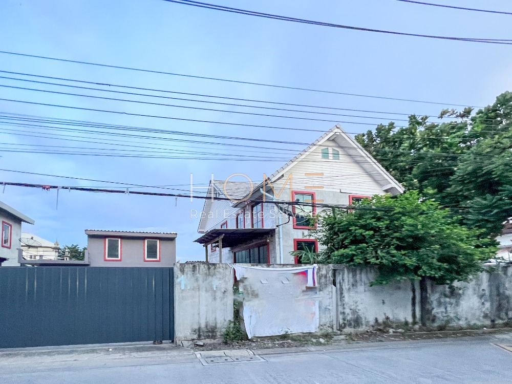 บ้านเดี่ยว ซอยร่วมเจริญ พหลโยธิน 54/1 / 8 ห้องนอน (ขาย), Detached House Soi Ruamcharoen Phahonyothin 54/1 / 8 Bedrooms (FOR SALE) FEW058