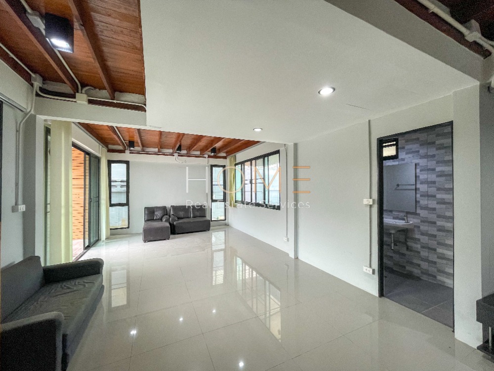 บ้านเดี่ยว พัฒนาการ 69 / 4 ห้องนอน (ขาย), Detached House Pattanakarn 69 / 4 Bedrooms (FOR SALE) TIK544