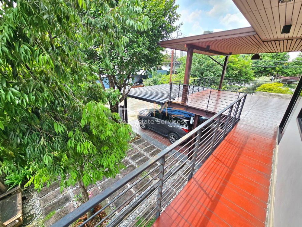 บ้านเดี่ยว ซอยนวมินทร์ 40 / 5 ห้องนอน (ขาย), Detached House Soi Nawamin 40 / 5 Bedrooms (FOR SALE) TAN711