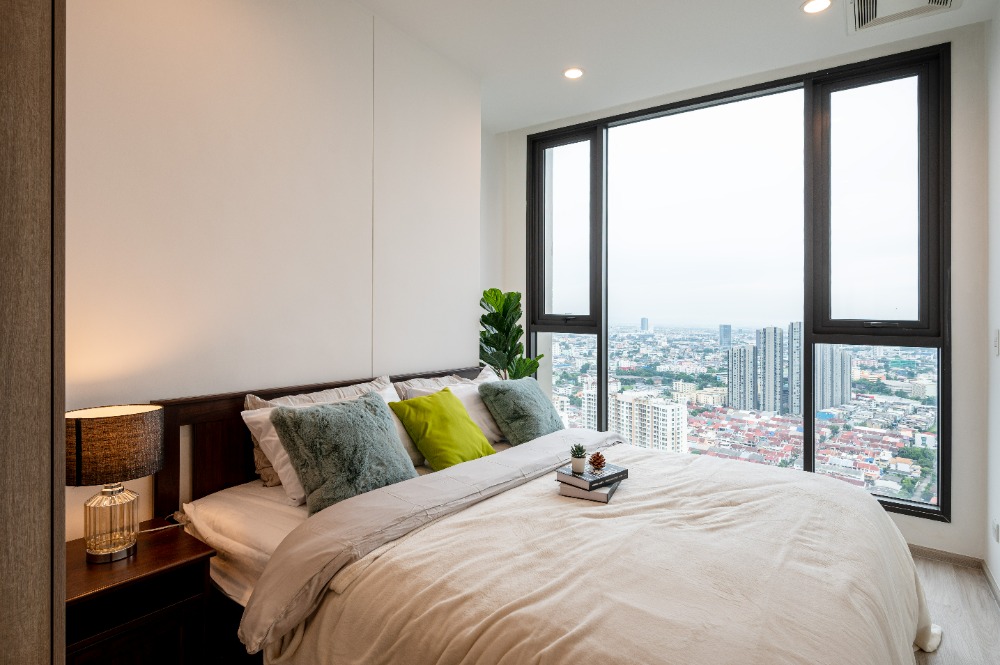 Whizdom Essence / 2 Bedrooms (FOR SALE), วิสซ์ดอม เอสเซ้นส์ / 2 ห้องนอน (ขาย) HL1800