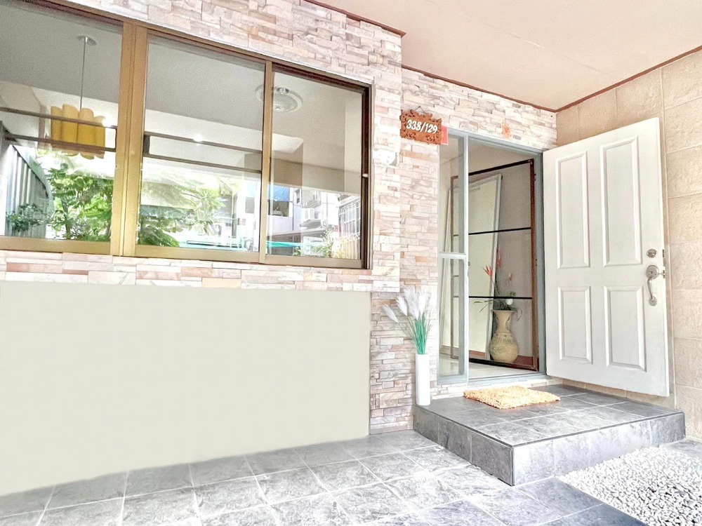 ทาวน์โฮม บ้านกลางเมือง เหม่งจ๋าย - ลาดพร้าว / 3 ห้องนอน (ขาย), Baan Klang Muang Mengjai - Ladprao / Townhome 3 Bedrooms (FOR SALE) NUB701