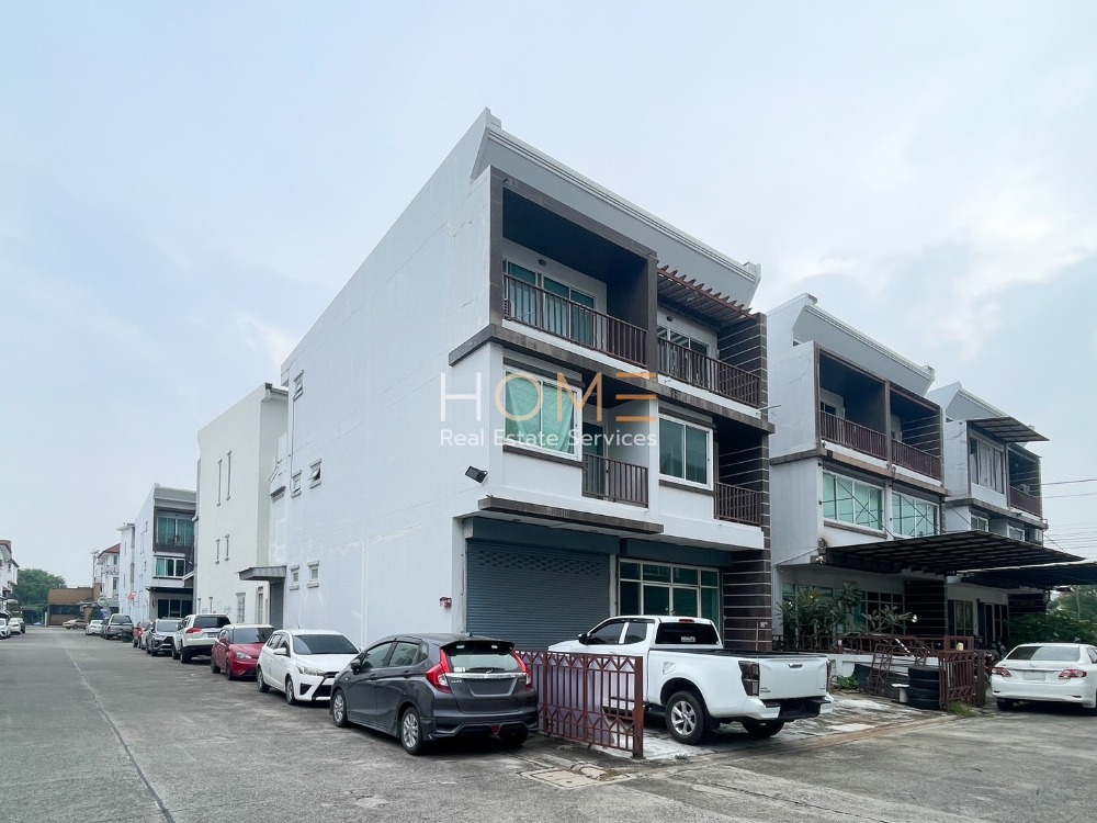 บ้านเดี่ยว ซอยบางแวก 94 / 5 ห้องนอน (ขาย), Detached House Soi Bang Waek 94 / 5 Bedrooms (SALE) MHOW303