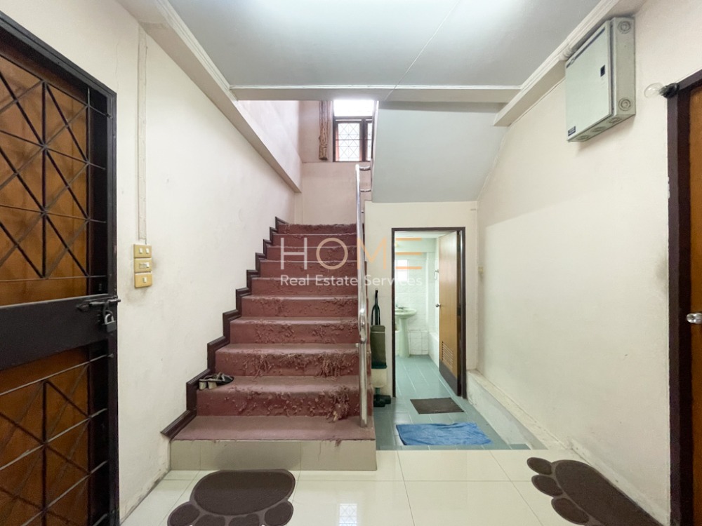 บ้านเดี่ยว ลาดพร้าว 35 / 5 ห้องนอน (ขาย), Detached House Ladprao 35 / 5 Bedrooms (FOR SALE) MEAW302