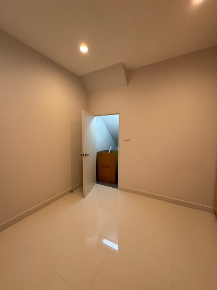 ทาวน์โฮม เวิร์ฟ สายไหม - พหลโยธิน / 3 ห้องนอน (ขาย), Verve Saimai - Phaholyothin / Townhome 3 Bedrooms (FOR SALE) FEW140