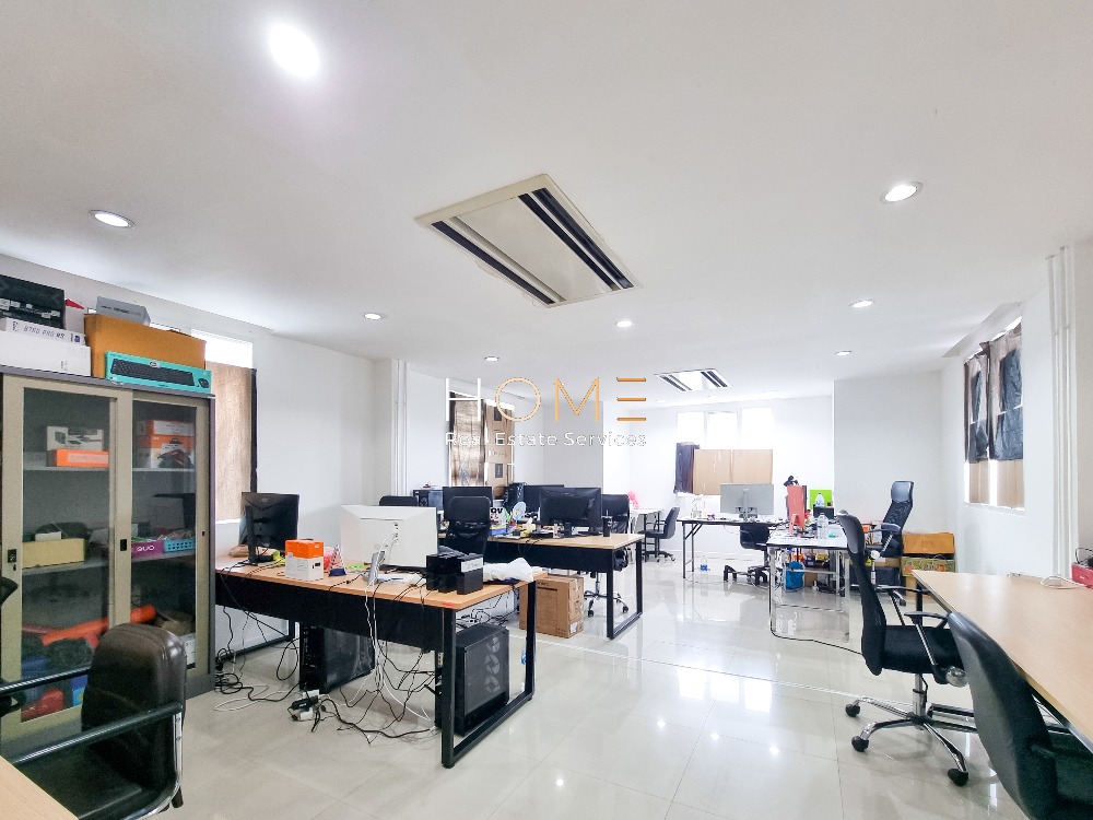 โฮมออฟฟิศ ทาวน์อินทาวน์ / 3 ชั้น (ขายพร้อมผู้เช่า), Home Office Town in Town / 3 Storey (SALE WITH TENANT) JANG256