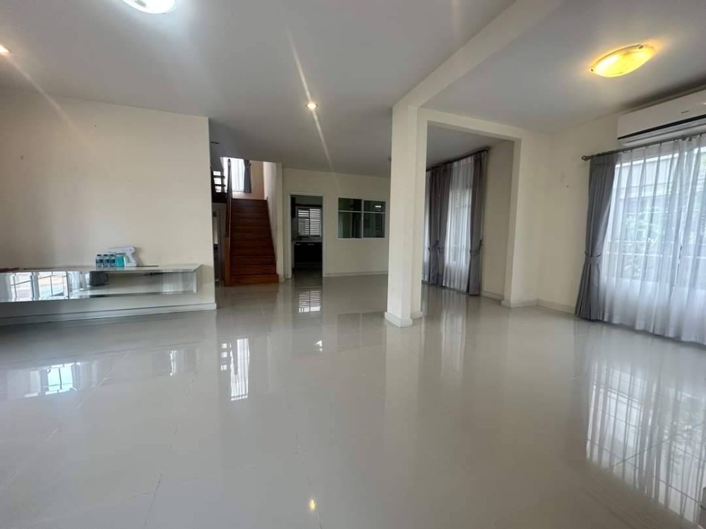 บ้านเดี่ยว ภัสสร 19 วัชรพล - วงแหวน / 3 ห้องนอน (ขาย), Passorn 19 Watcharapol - Wongwaen / Detached House 3 Bedrooms (FOR SALE) FEW097