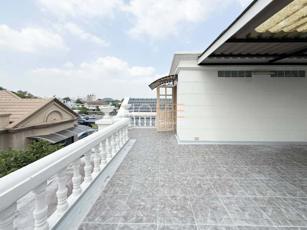 บ้านแฝด ประชาอุทิศ 23 / 4 ห้องนอน (ขาย), Semi-Detached House Pracha Uthit 23 / 4 Bedrooms (FOR SALE) MEAW567