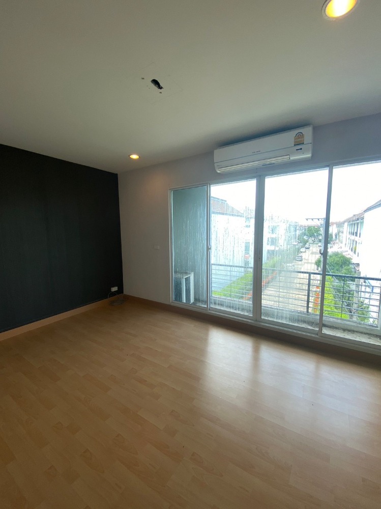 ทาวน์เฮ้าส์ บ้านกลางเมือง ลาดพร้าว 87 / 3 ห้องนอน (ขาย), Baan Klang Muang Ladprao 87 / Townhouse 3 Bedrooms (FOR SALE) RUK334