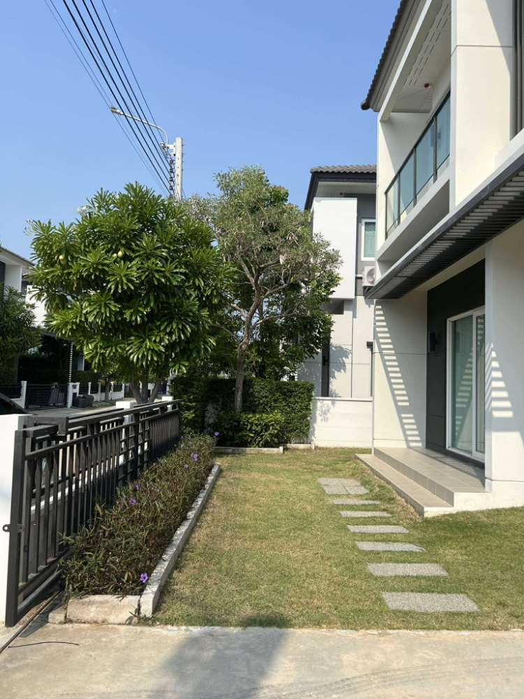 เซนโทร ประชาอุทิศ 90 / 4 ห้องนอน (ขาย), Centro Prachauthit 90 / 4 Bedrooms (SALE) DAO162