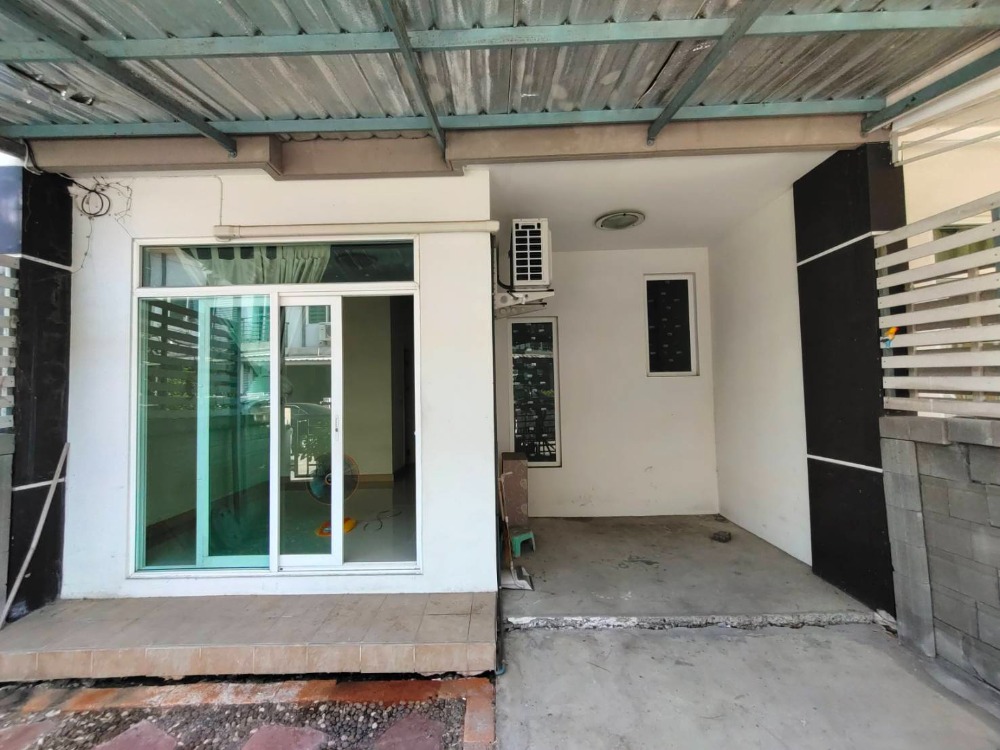 ทาวน์โฮม กัสโต้ ทาวน์โฮม รามคำแหง / 3 ห้องนอน (ขาย), Gusto Townhome Ramkhamhaeng / 3 Bedrooms (FOR SALE) DEAR018