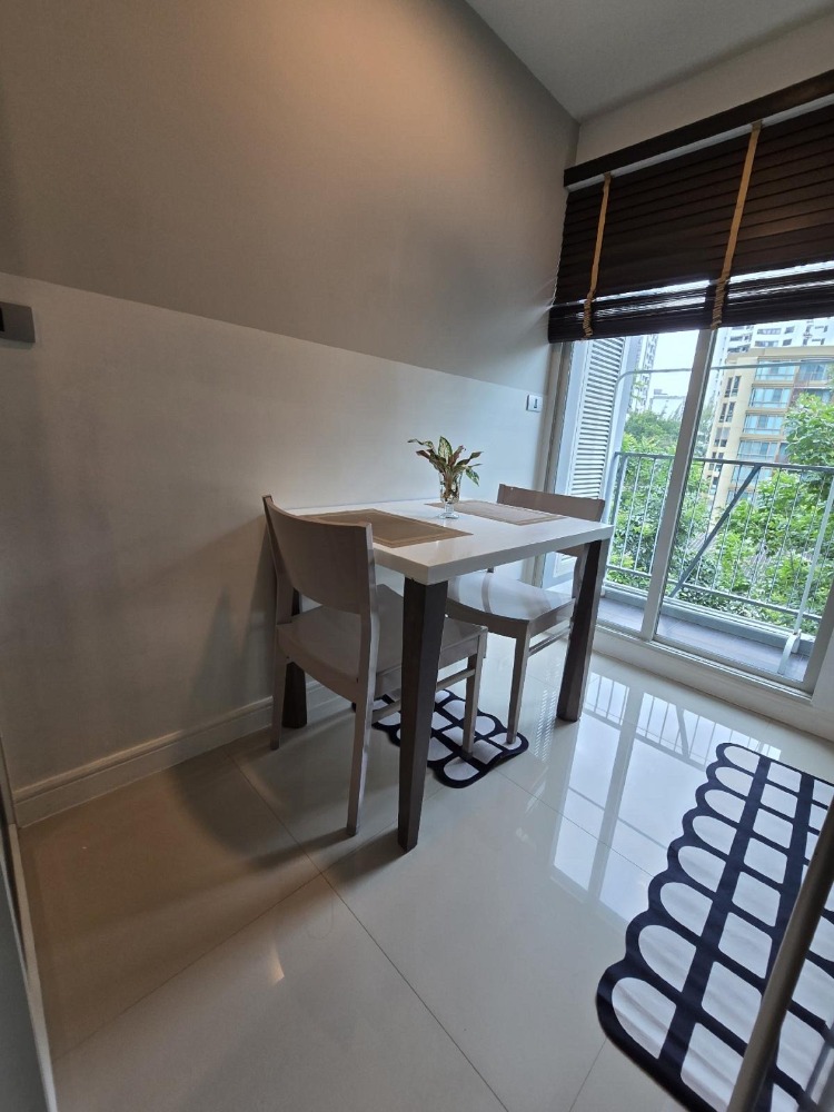 The Crest Sukhumvit 49 / 1 Bedroom (SALE WITH TENANT), เดอะ เครสท์ สุขุมวิท 49 / 1 ห้องนอน (ขายพร้อมผู้เช่า) HL1870