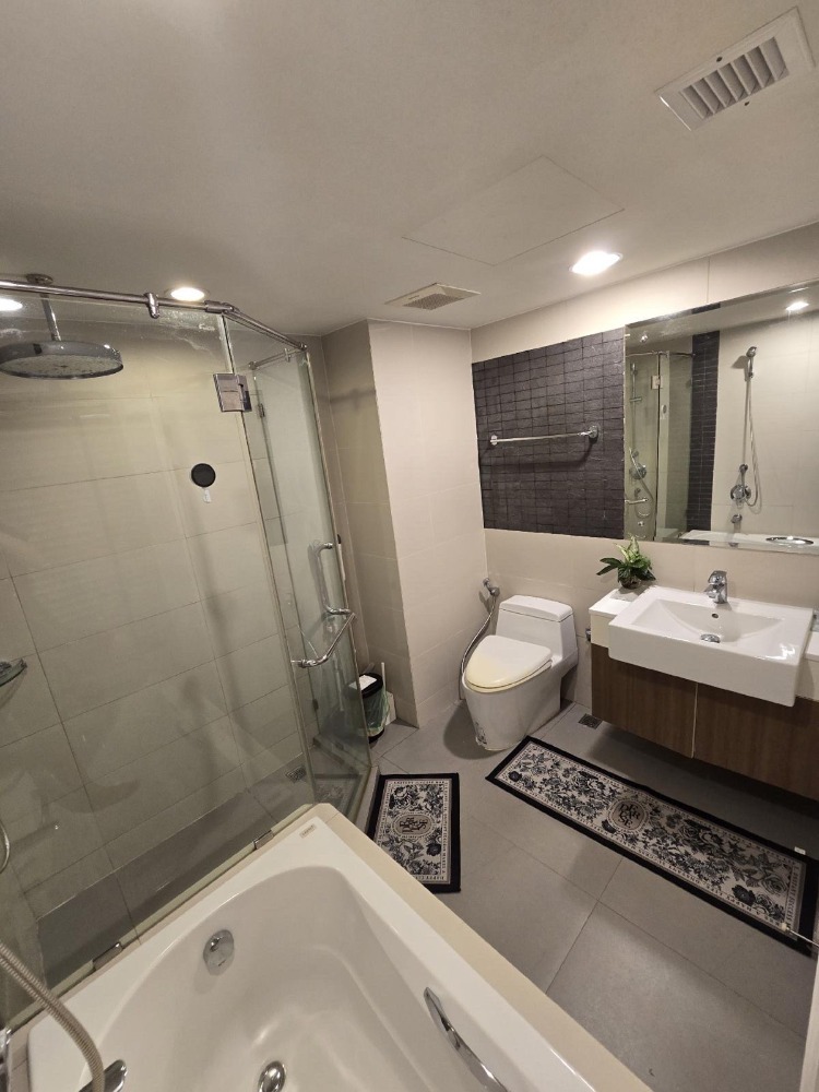 The Crest Sukhumvit 49 / 1 Bedroom (SALE WITH TENANT), เดอะ เครสท์ สุขุมวิท 49 / 1 ห้องนอน (ขายพร้อมผู้เช่า) HL1870