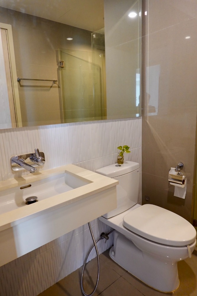 ริทึ่ม สุขุมวิท 42 / 2 ห้องนอน (ขาย), Rhythm Sukhumvit 42 / 2 Bedrooms (SALE) HL1875