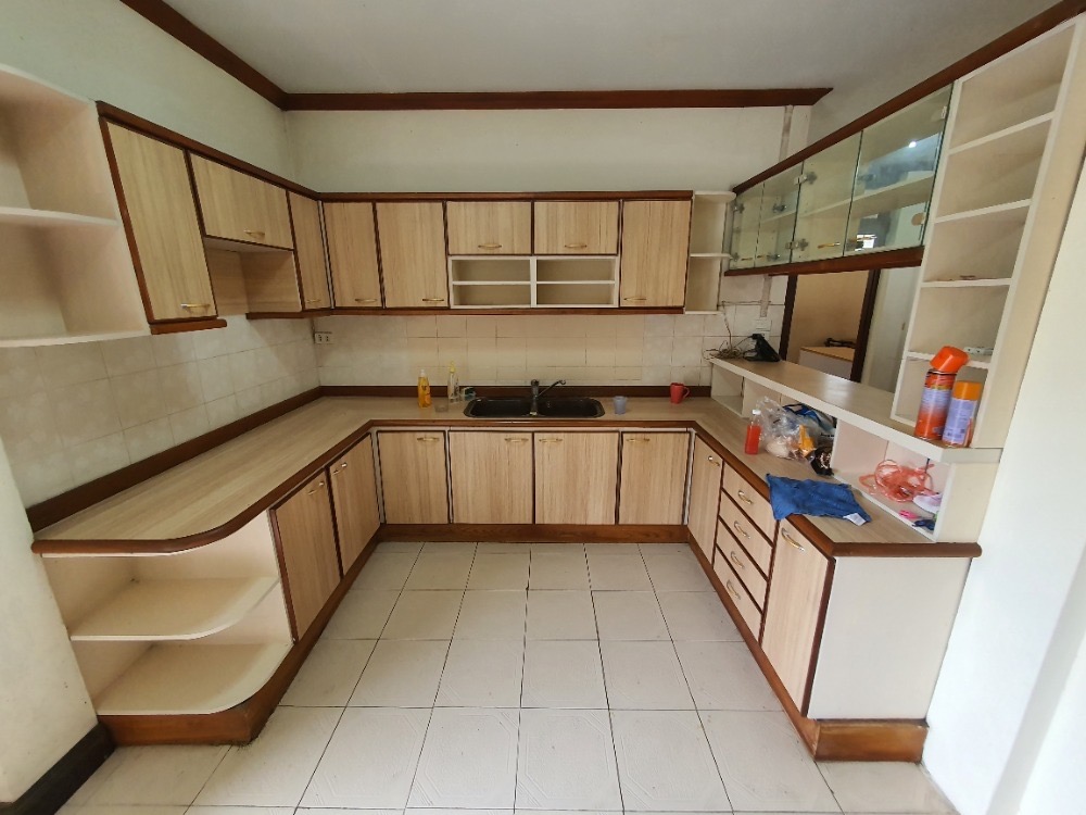 บ้านเดี่ยว ประชาราษฎร์บำเพ็ญ 26 / 3 ห้องนอน (ขาย), Detached House Pracharat Bamphen 26 / 3 Bedrooms (SALE) RUK881