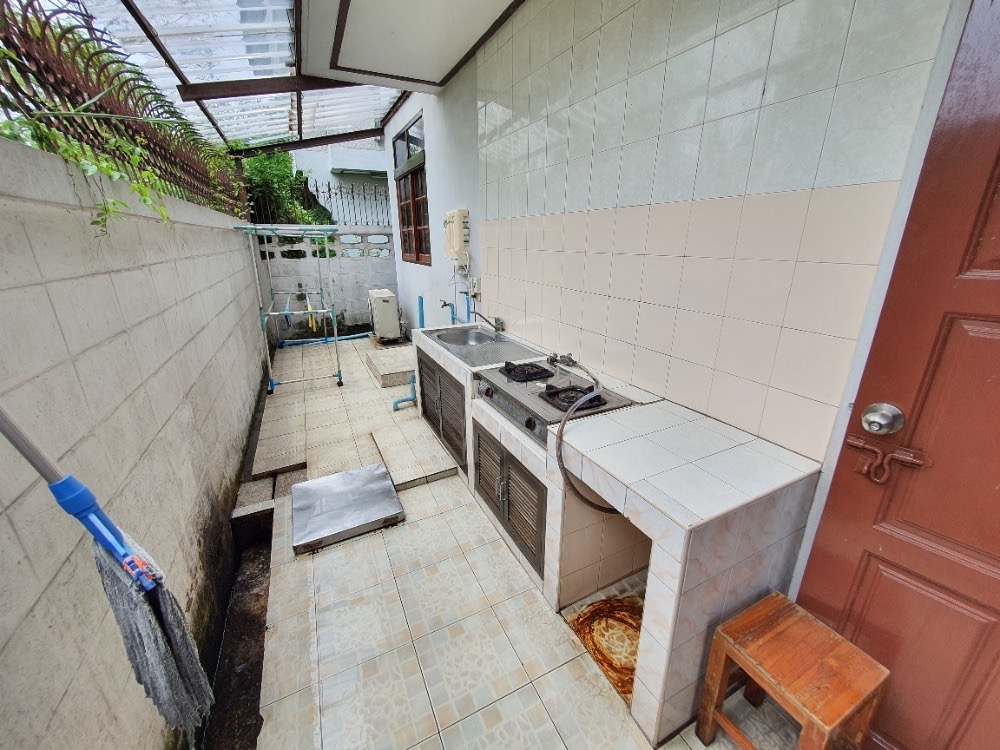 บ้านเดี่ยว ประชาราษฎร์บำเพ็ญ 26 / 3 ห้องนอน (ขาย), Detached House Pracharat Bamphen 26 / 3 Bedrooms (SALE) RUK881